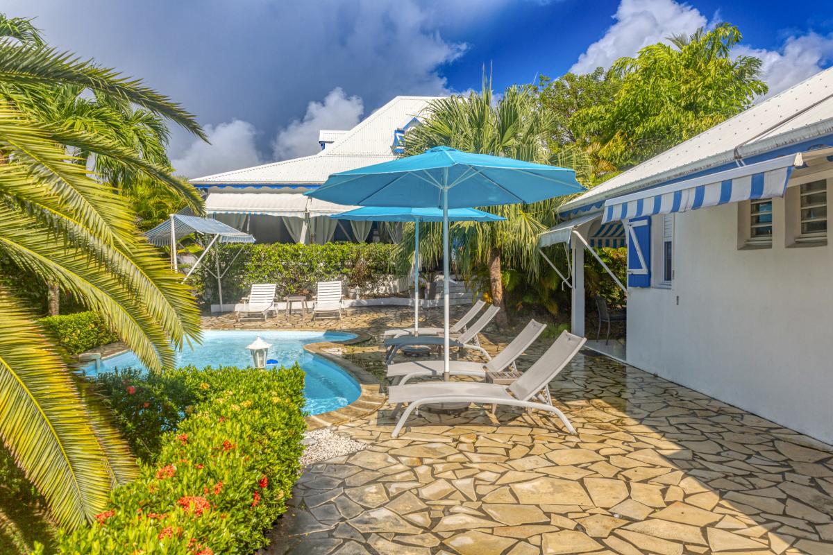 5.Location villa piscine Sainte Anne Gudaeloupe_Piscine